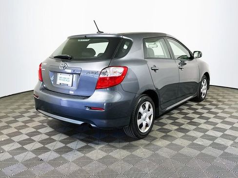 Used 2010 Toyota Matrix image 8