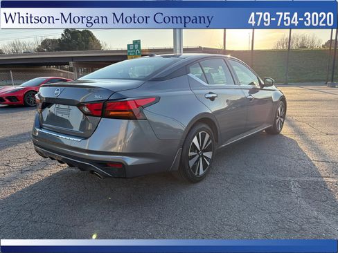 Used 2021 Nissan Altima 2.5 SL image 3