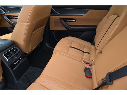 Used 2025 MAZDA CX-70 3.3 Turbo S w/ Premium Plus image 14