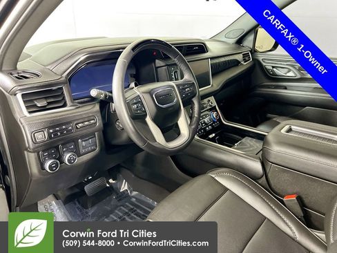 Used 2023 GMC Yukon XL Denali w/ Denali Reserve Package image 3