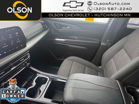 Certified 2025 Chevrolet Traverse LT image 32