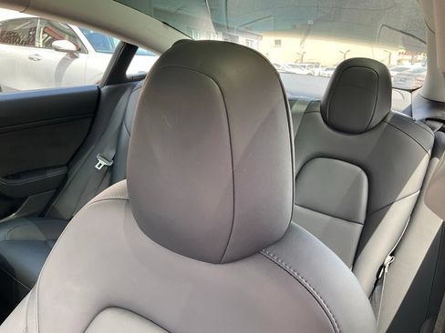 Used 2022 Tesla Model 3 RWD image 18