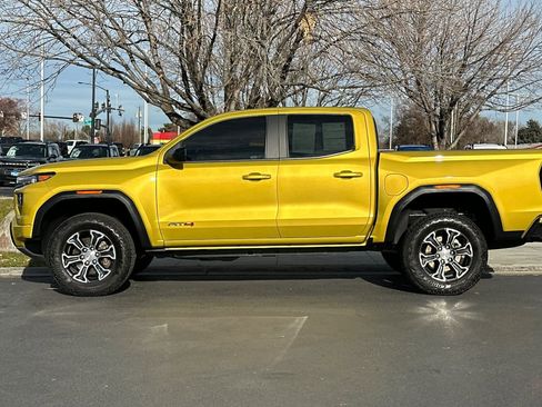 Used 2023 GMC Canyon AT4 w/ AT4 Premium Package image 5