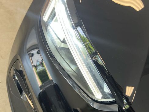 Used 2023 Volvo XC40 B5 Plus w/ Climate Package AWD/4WD image 10