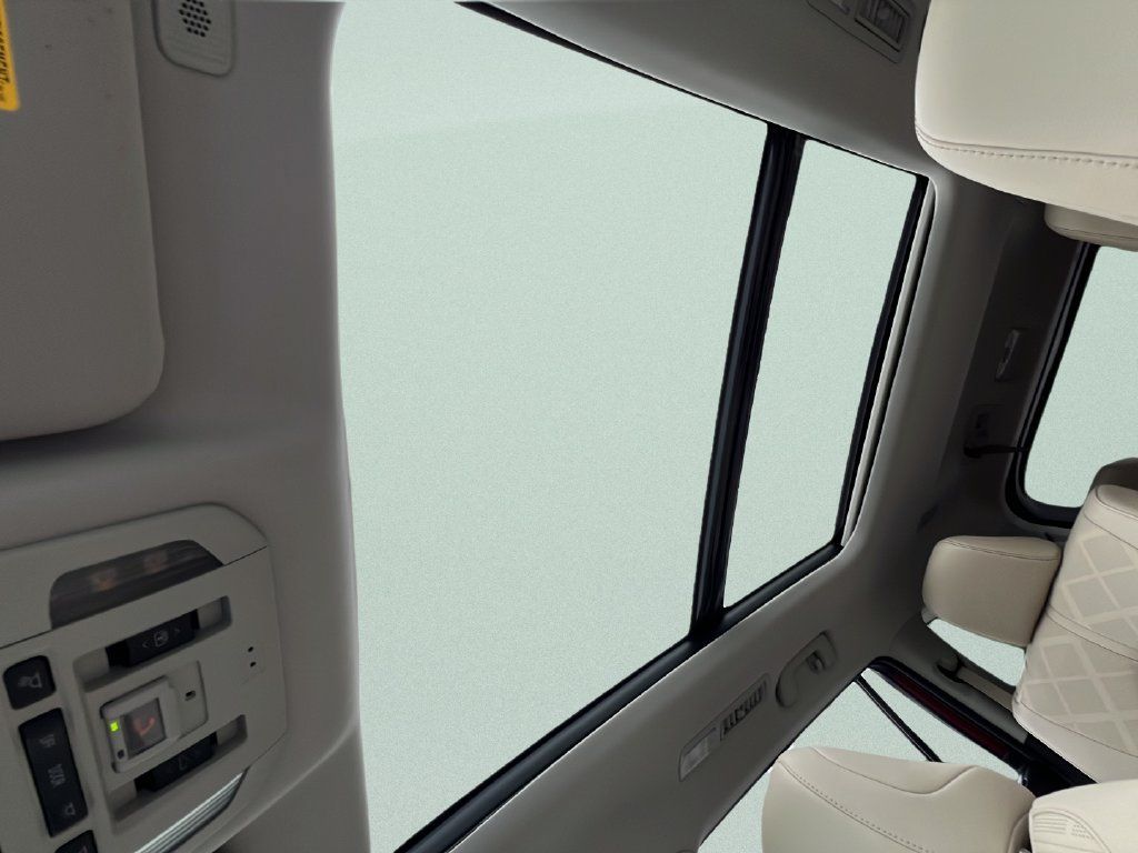 Used 2023 Toyota Highlander Platinum FWD image 17