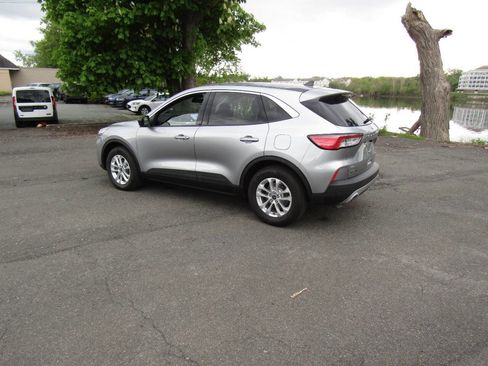 Used 2022 Ford Escape SE AWD/4WD image 33