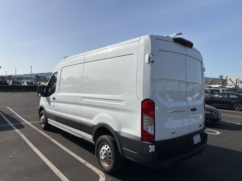 Used 2023 Ford Transit 250 Medium Roof AWD w/ Load Area Protection Package image 5