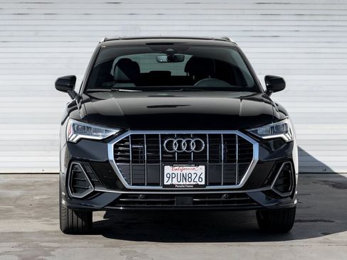 Used 2024 Audi Q3 2.0T Premium image 2