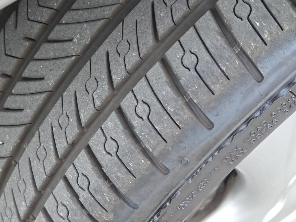 Used 2001 Porsche 911 Carrera RWD image 15