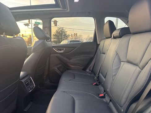 Used 2023 Subaru Forester Touring w/ Popular Package #2 image 21