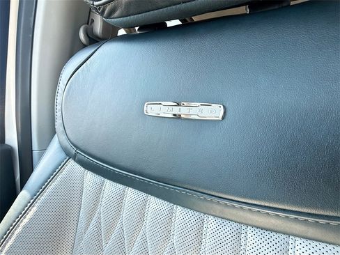 Used 2023 Ford F150 Limited image 24