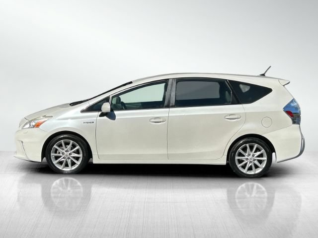 Used 2013 Toyota Prius V Five FWD image 7