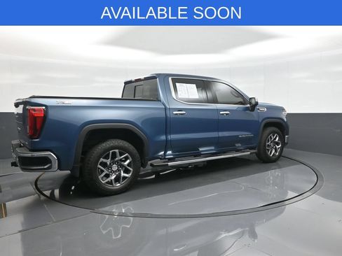Used 2024 GMC Sierra 1500 SLT AWD/4WD image 7
