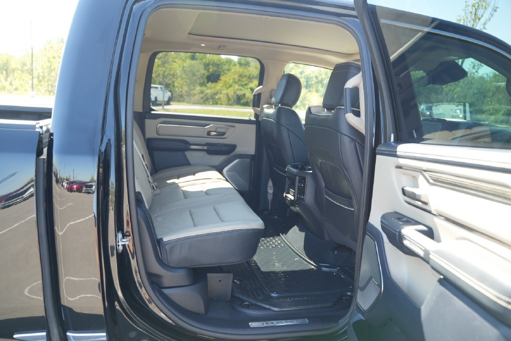 Used 2020 RAM 1500 Limited AWD/4WD image 24