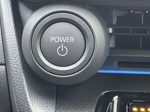 New 2026 Toyota Prius SE image 34