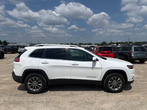 Used 2020 Jeep Cherokee Latitude Lux w/ Comfort/Convenience Group AWD/4WD image 9