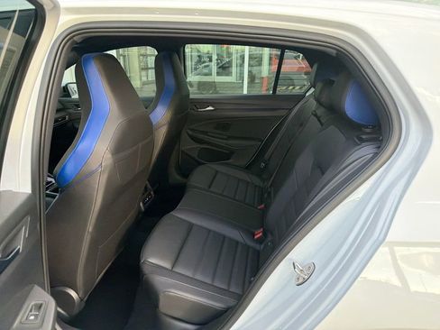Used 2024 Volkswagen Golf R image 12