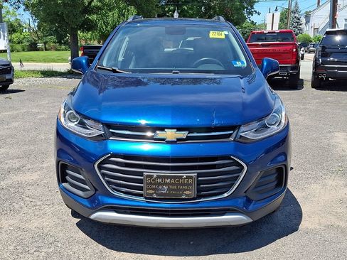 Certified 2020 Chevrolet Trax LT w/ LT Convenience Package AWD/4WD image 2