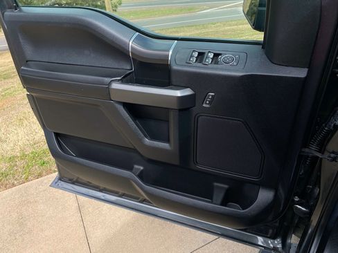 Used 2018 Ford F150 XLT w/ Equipment Group 302A Luxury image 27