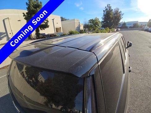 Used 2025 Cadillac Escalade V AWD/4WD image 10