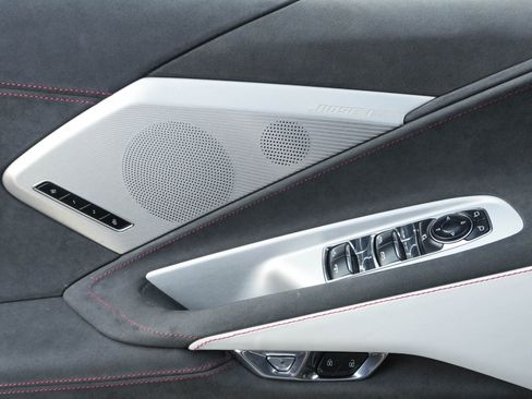 Used 2023 Chevrolet Corvette Stingray Premium Conv w/ Z51 Performance Package image 14