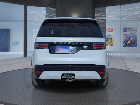 Used 2023 Land Rover Discovery HSE R-Dynamic image 5