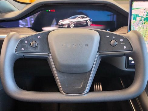Used 2022 Tesla Model S AWD/4WD image 27