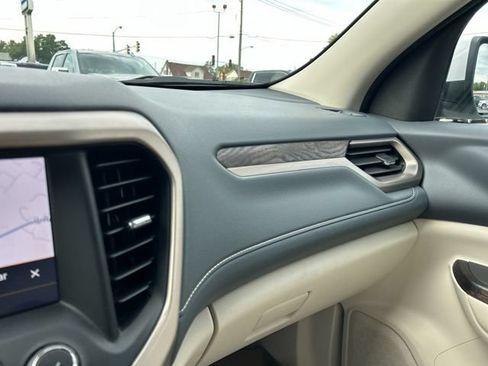 Used 2021 GMC Acadia Denali w/ Denali Ultimate Package AWD/4WD image 43