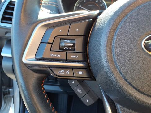 Used 2023 Subaru Crosstrek 2.5i Limited w/ Moonroof Package image 17