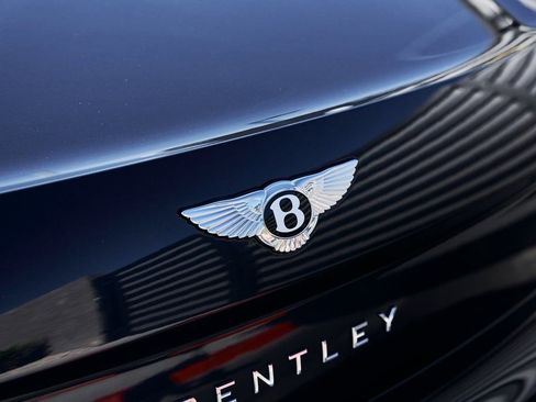 Used 2024 Bentley Flying Spur V8 AWD/4WD image 11