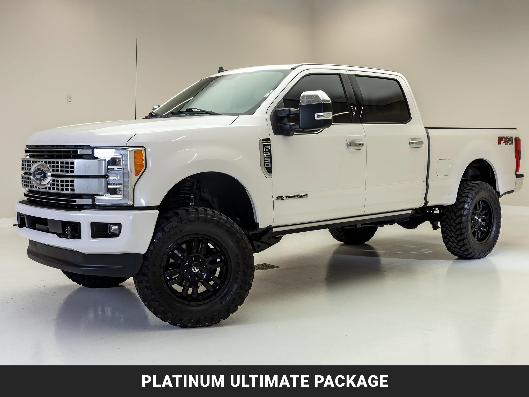 Used 2019 Ford F250 Platinum w/ Platinum Ultimate Package AWD/4WD image 4