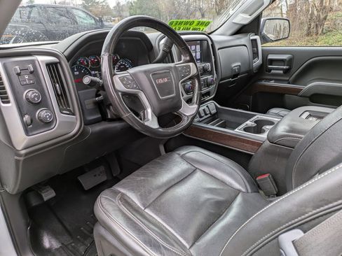 Used 2018 GMC Sierra 1500 SLT image 11