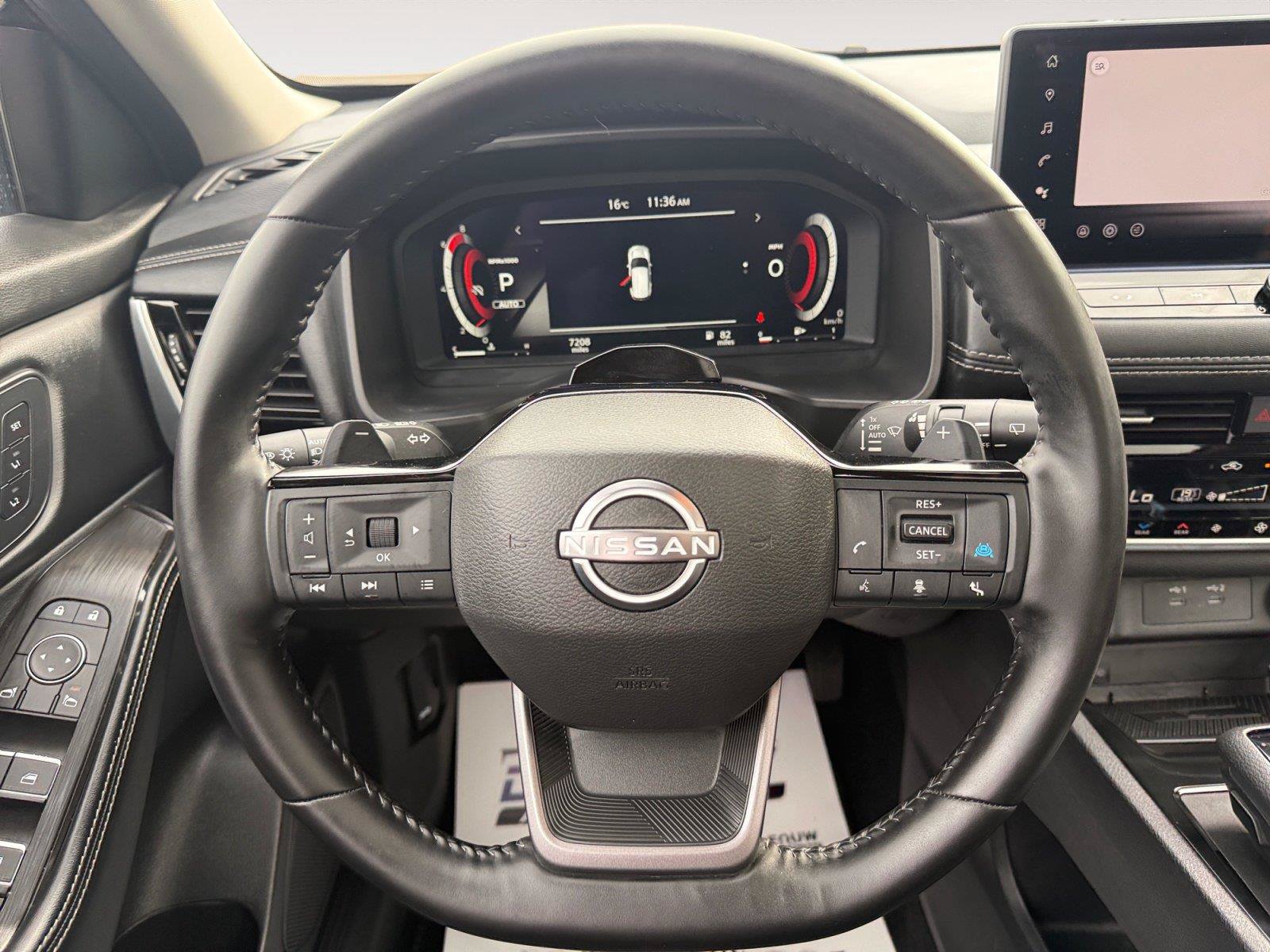 Certified 2025 Nissan Rogue SL w/ Tech Package AWD/4WD image 16