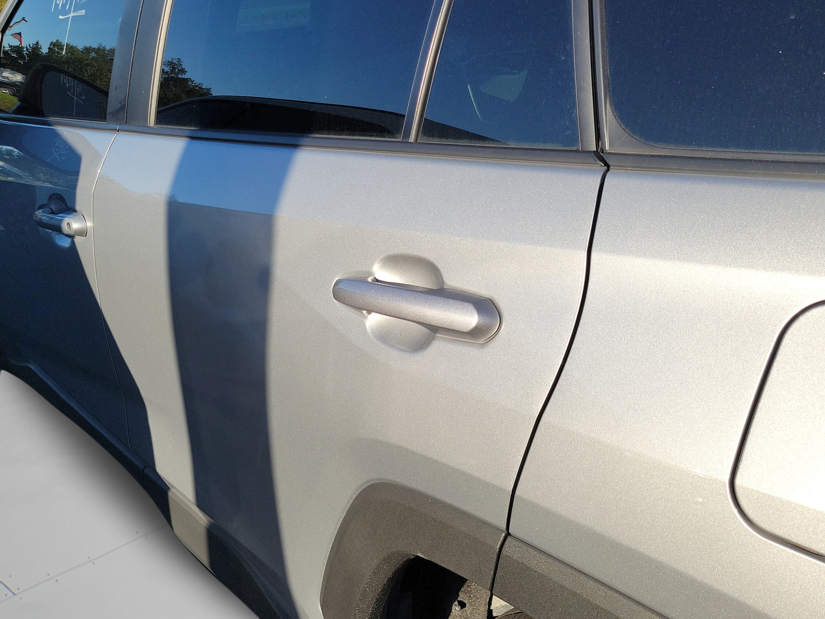 Used 2025 Toyota RAV4 XLE w/ Convenience Package FWD image 25