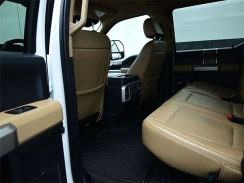 Used 2022 Ford F250 Lariat w/ Lariat Value Package image 10