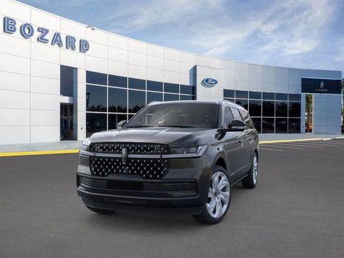 New 2025 Lincoln Navigator L Black Label image 2