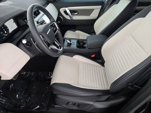 Used 2024 Land Rover Discovery Sport Dynamic SE AWD/4WD image 10