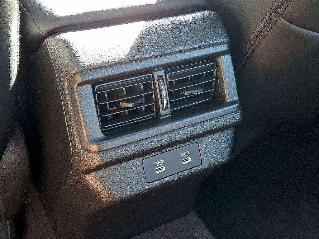Used 2024 Honda Accord EX-L image 12