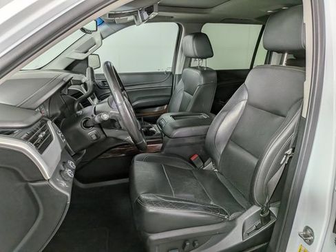 Used 2020 GMC Yukon XL SLT AWD/4WD image 19