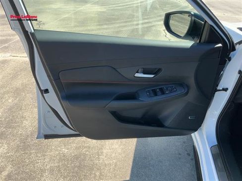New 2026 Nissan Sentra SR w/ SR Premium Package FWD image 11