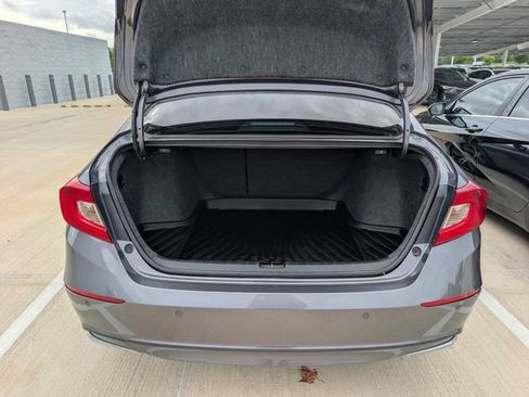 Used 2021 Honda Accord Touring image 28