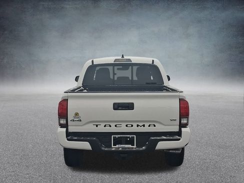 Used 2022 Toyota Tacoma SR image 7
