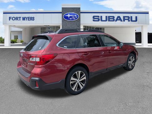 Used 2018 Subaru Outback 2.5i Limited AWD/4WD image 4