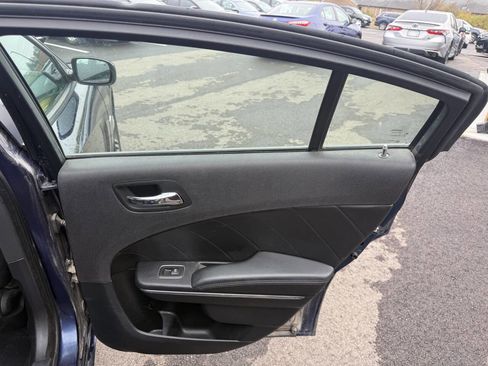 Used 2014 Dodge Charger R/T image 16