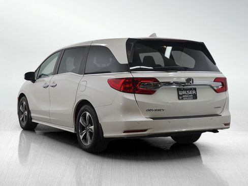 Used 2018 Honda Odyssey Touring image 3