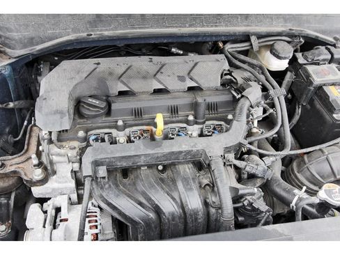 Certified 2022 Hyundai Venue Limited FWD image 35