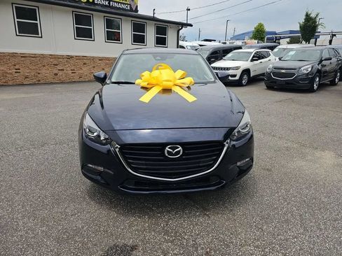 Used 2017 MAZDA MAZDA3 Touring FWD image 8