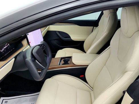 Used 2021 Tesla Model S Plaid image 25