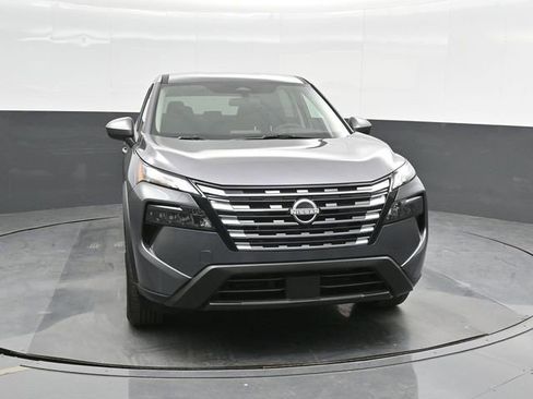 Used 2025 Nissan Rogue SV FWD image 6