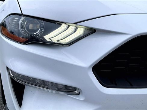 Used 2022 Ford Mustang Coupe image 30